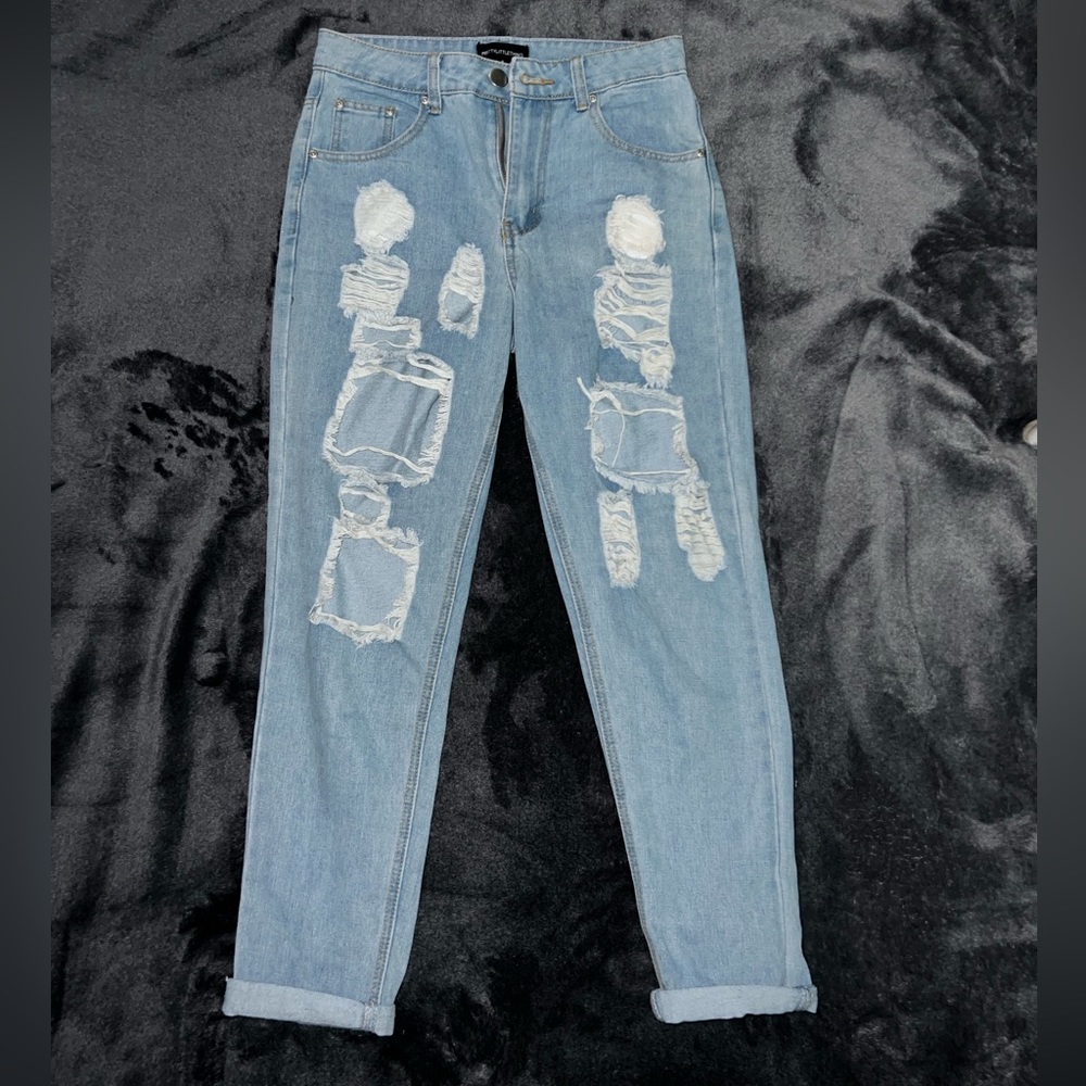 Pretty Little Thing Light-Washed Ripped Jeans - Picture 2 of 4